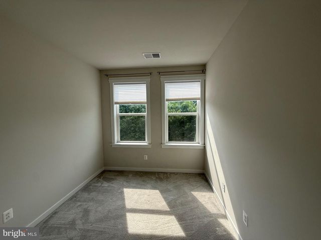 9188 SNOWDEN ASHFORD RD, Lorton, VA 22079