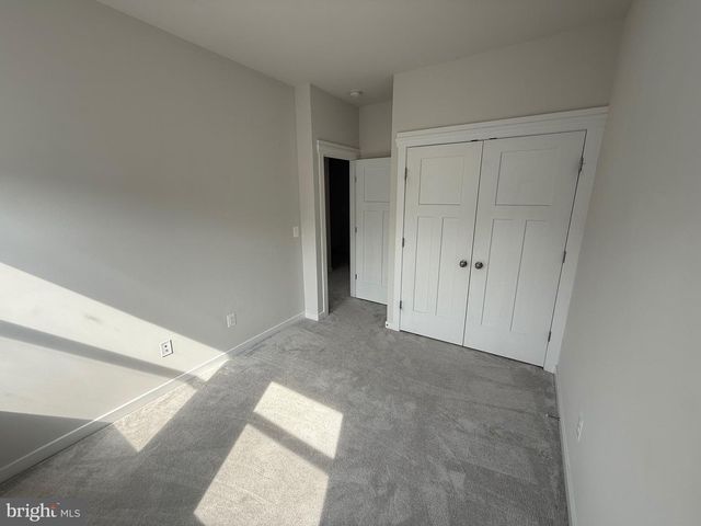 9188 SNOWDEN ASHFORD RD, Lorton, VA 22079