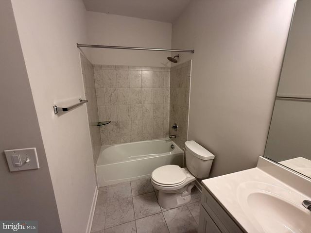 9188 SNOWDEN ASHFORD RD, Lorton, VA 22079