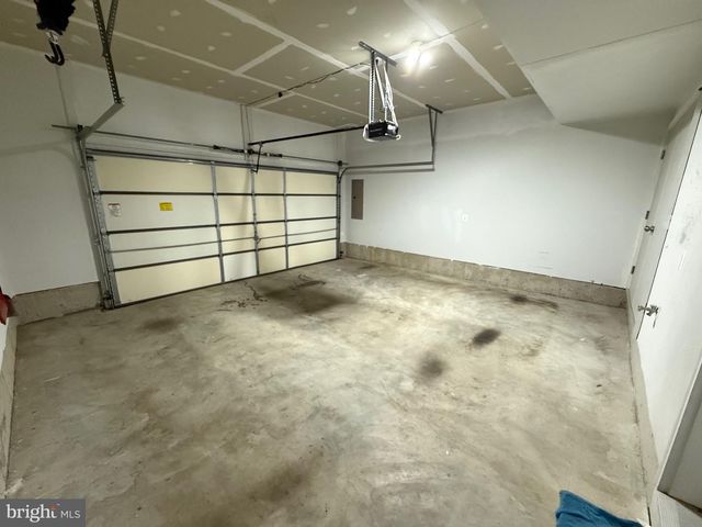 9188 SNOWDEN ASHFORD RD, Lorton, VA 22079
