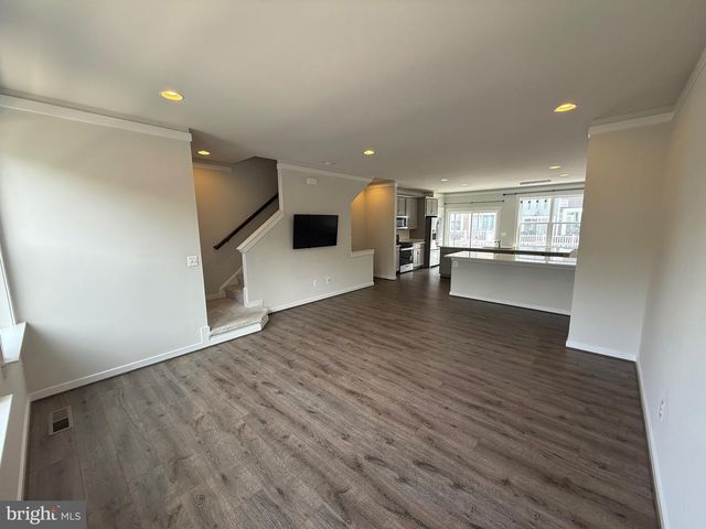 9188 SNOWDEN ASHFORD RD, Lorton, VA 22079