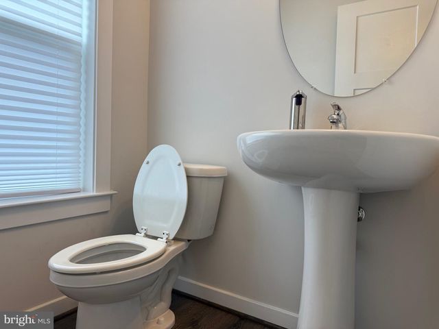 9188 SNOWDEN ASHFORD RD, Lorton, VA 22079