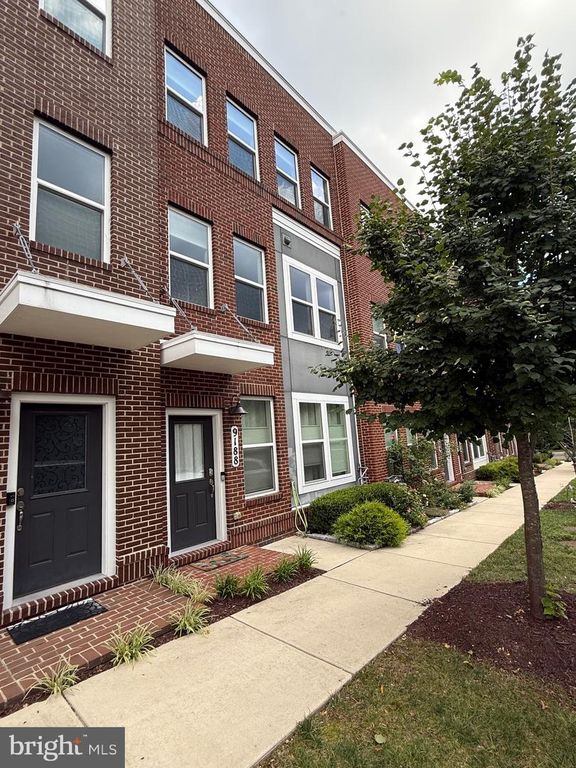 9188 SNOWDEN ASHFORD RD, Lorton, VA 22079