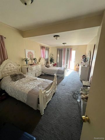 7457 Kendal Street, Dearborn, MI 48126