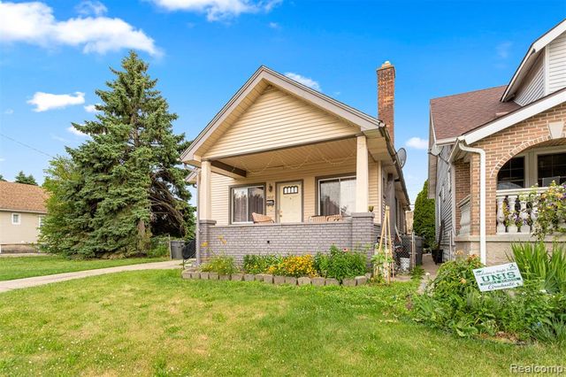 7457 Kendal Street, Dearborn, MI 48126