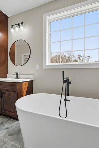 2322 Rockbridge SW Road, Stone Mountain, GA 30087