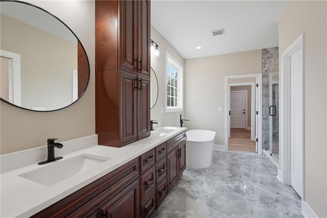 2322 Rockbridge SW Road, Stone Mountain, GA 30087