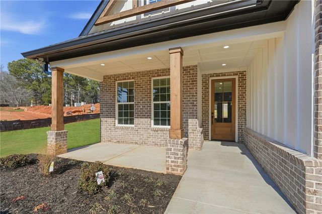 2322 Rockbridge SW Road, Stone Mountain, GA 30087