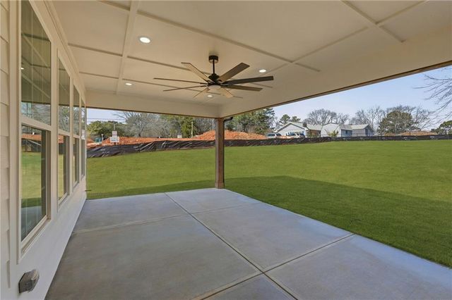 2322 Rockbridge SW Road, Stone Mountain, GA 30087