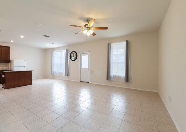 361 Katie Elder DR, Jarrell, TX 76588