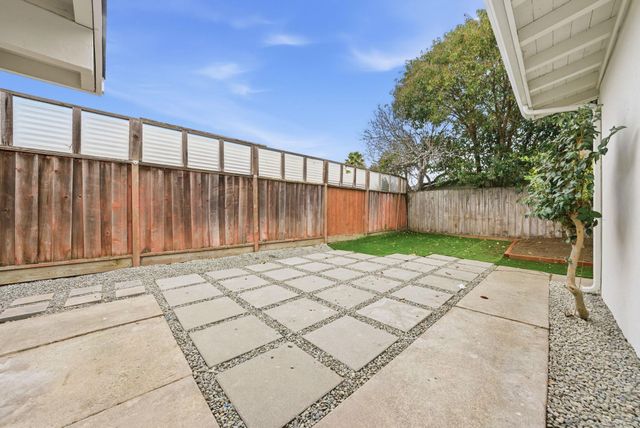 24768 Mango St, Hayward, CA 94545