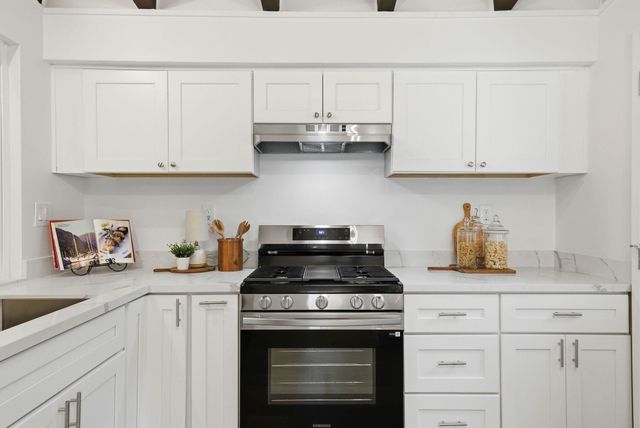 24768 Mango St, Hayward, CA 94545