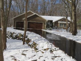 7217 Hawthorn Valley Avenue, Oshtemo Twp, MI 49009