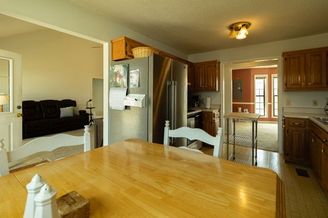 2928 Midland Rd, Shelbyville, TN 37160