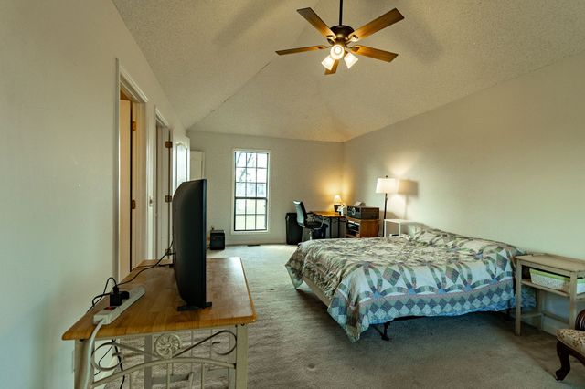 2928 Midland Rd, Shelbyville, TN 37160