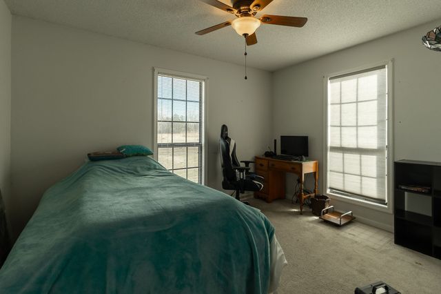 2928 Midland Rd, Shelbyville, TN 37160