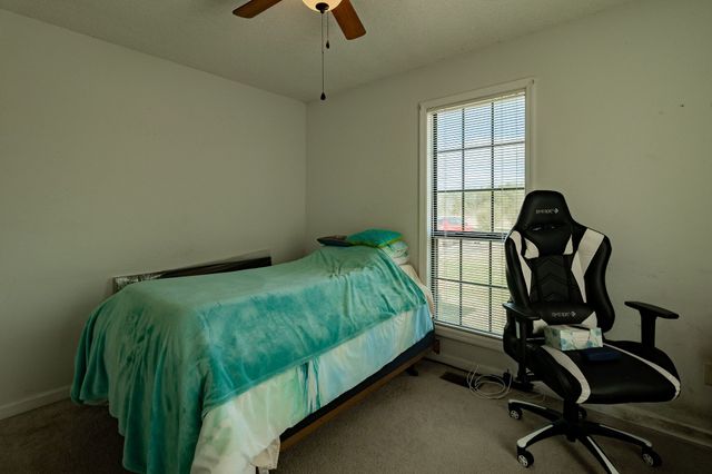 2928 Midland Rd, Shelbyville, TN 37160