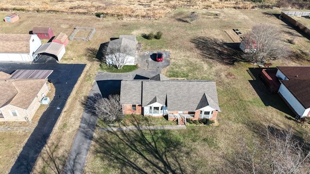 2928 Midland Rd, Shelbyville, TN 37160