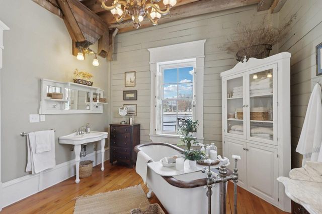 33511 Old Mill Drive, Lone Rock, WI 53556