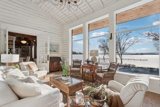 33511 Old Mill Drive, Lone Rock, WI 53556