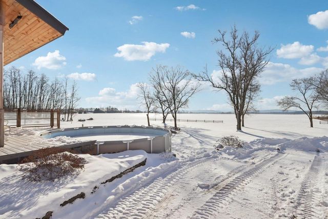 33511 Old Mill Drive, Lone Rock, WI 53556