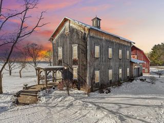 33511 Old Mill Drive, Lone Rock, WI 53556