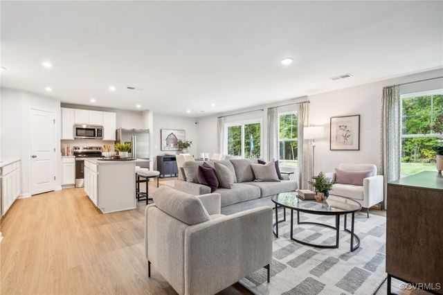 300 Camerons Ferry Ln, Glen Allen, VA 23060
