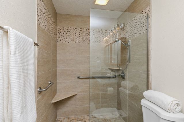 2408 Pine Court, Van Meter, IA 50261