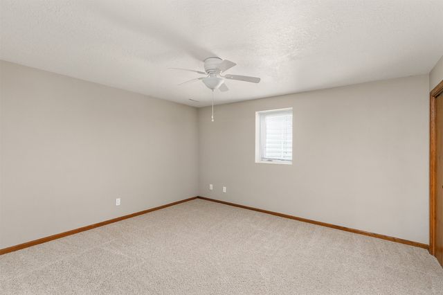 2408 Pine Court, Van Meter, IA 50261