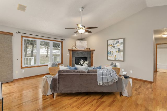 2408 Pine Court, Van Meter, IA 50261