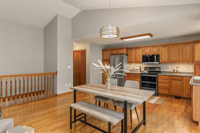 2408 Pine Court, Van Meter, IA 50261