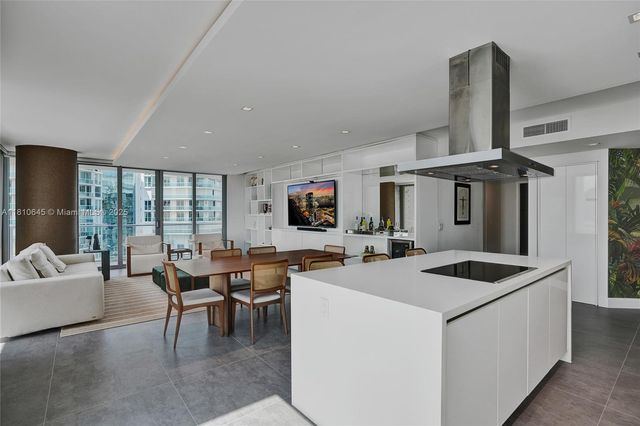 300 Sunny Isles Blvd 4-2302, Sunny Isles Beach, FL 33160