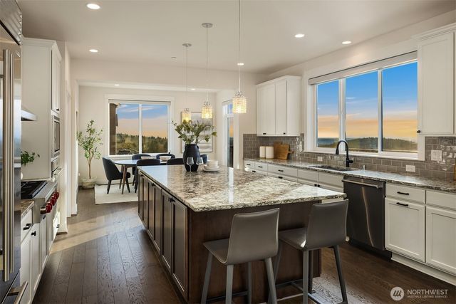 6981 171st Court SE, Bellevue, WA 98006