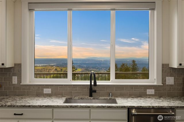 6981 171st Court SE, Bellevue, WA 98006