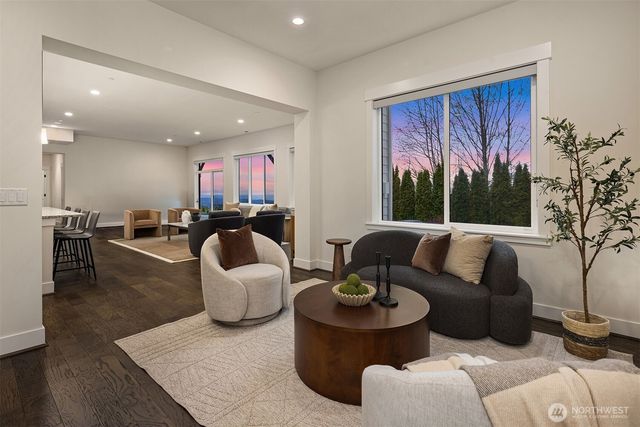 6981 171st Court SE, Bellevue, WA 98006