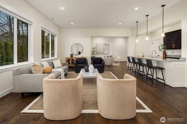 6981 171st Court SE, Bellevue, WA 98006