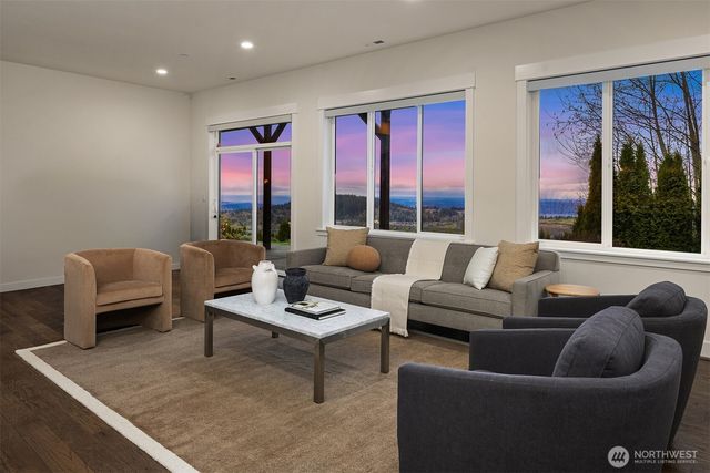 6981 171st Court SE, Bellevue, WA 98006