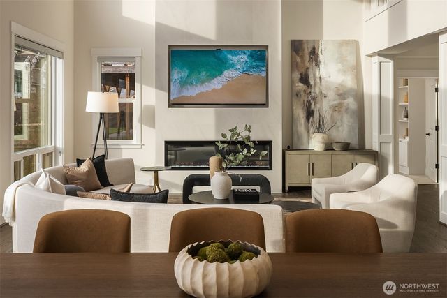 6981 171st Court SE, Bellevue, WA 98006