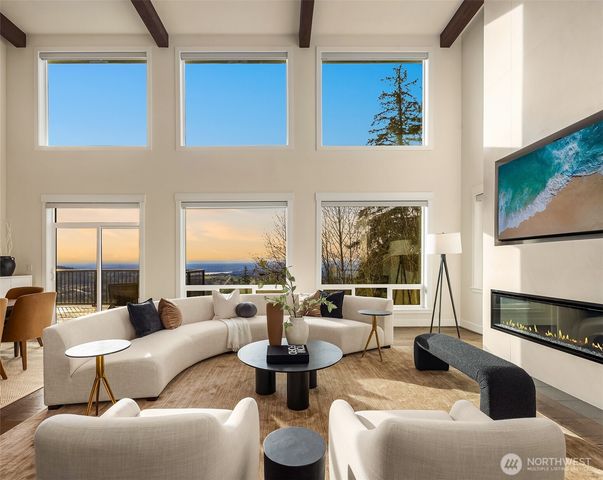 6981 171st Court SE, Bellevue, WA 98006