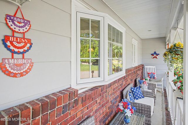 74 Sun Valley Road, Toms River, NJ 08755