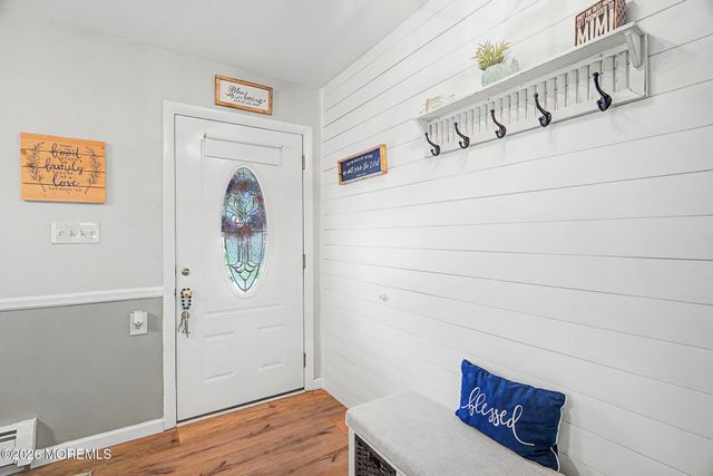 74 Sun Valley Road, Toms River, NJ 08755