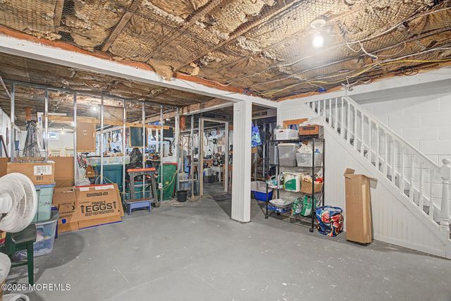 74 Sun Valley Road, Toms River, NJ 08755