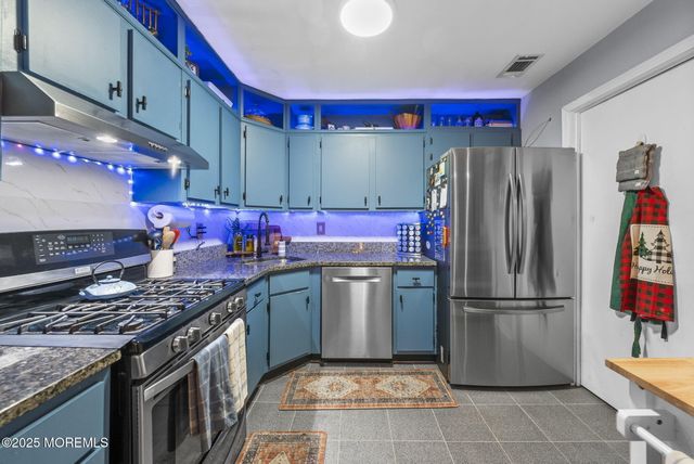 5-6 Atlanta Court, Freehold, NJ 07728