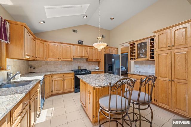 174 Milton Avenue, Nutley, NJ 07110