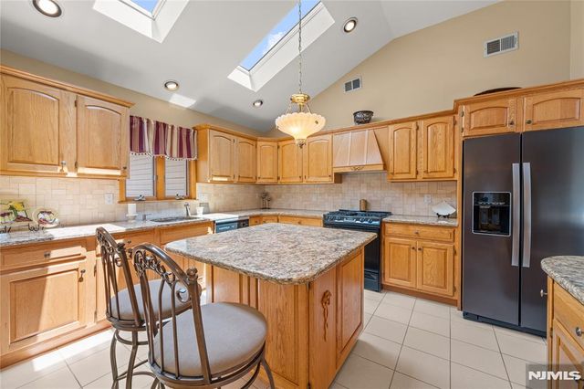 174 Milton Avenue, Nutley, NJ 07110