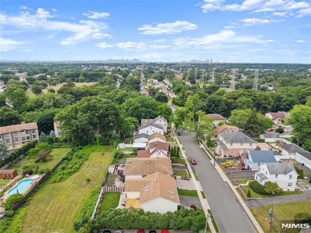 174 Milton Avenue, Nutley, NJ 07110