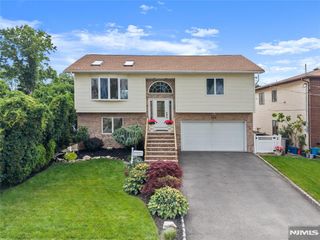 174 Milton Avenue, Nutley, NJ 07110