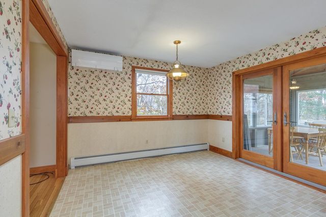 380 Woodcrest Court, Manchester, NH 03109