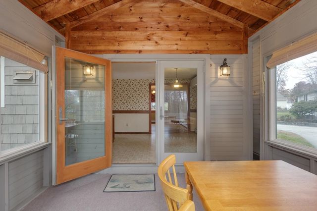 380 Woodcrest Court, Manchester, NH 03109