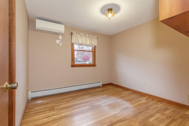 380 Woodcrest Court, Manchester, NH 03109